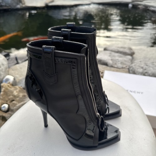 995 givenchy shark - givenchy,