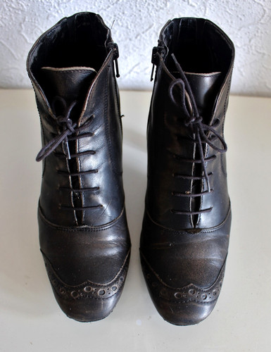 Lederschuhe